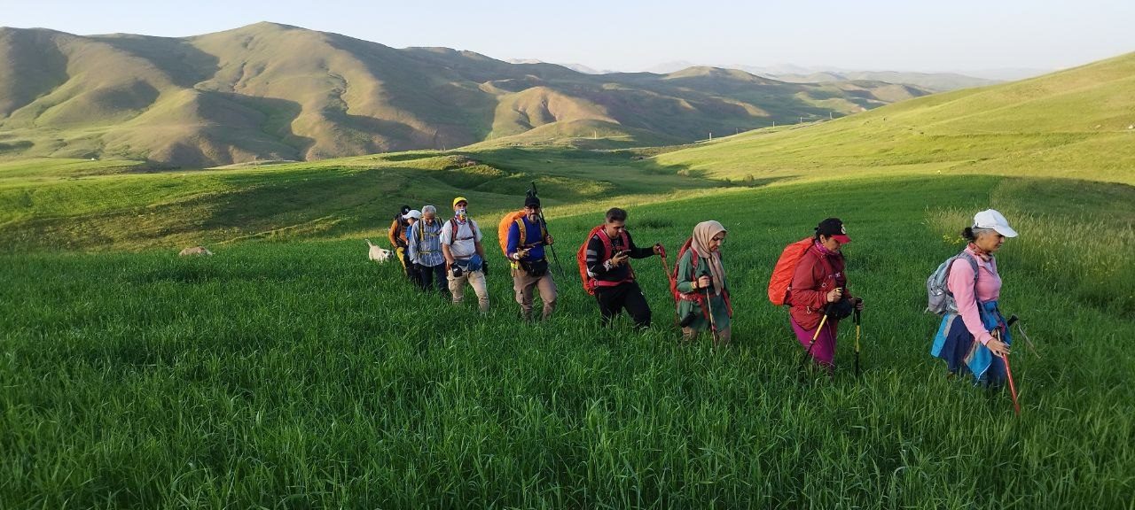 قله بلقیس باشگاه کوهنوردی زاگرس